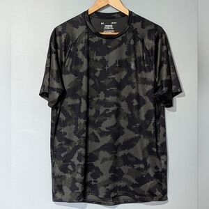 Under Armour Tech 2.0 Short Sleeve Shirt Camo‎ Men's Large